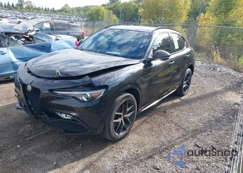 2021 Alfa Romeo Stelvio Ti Awd z USA, uszkodzony, nr VIN ZASPAKBN0M7D09486
